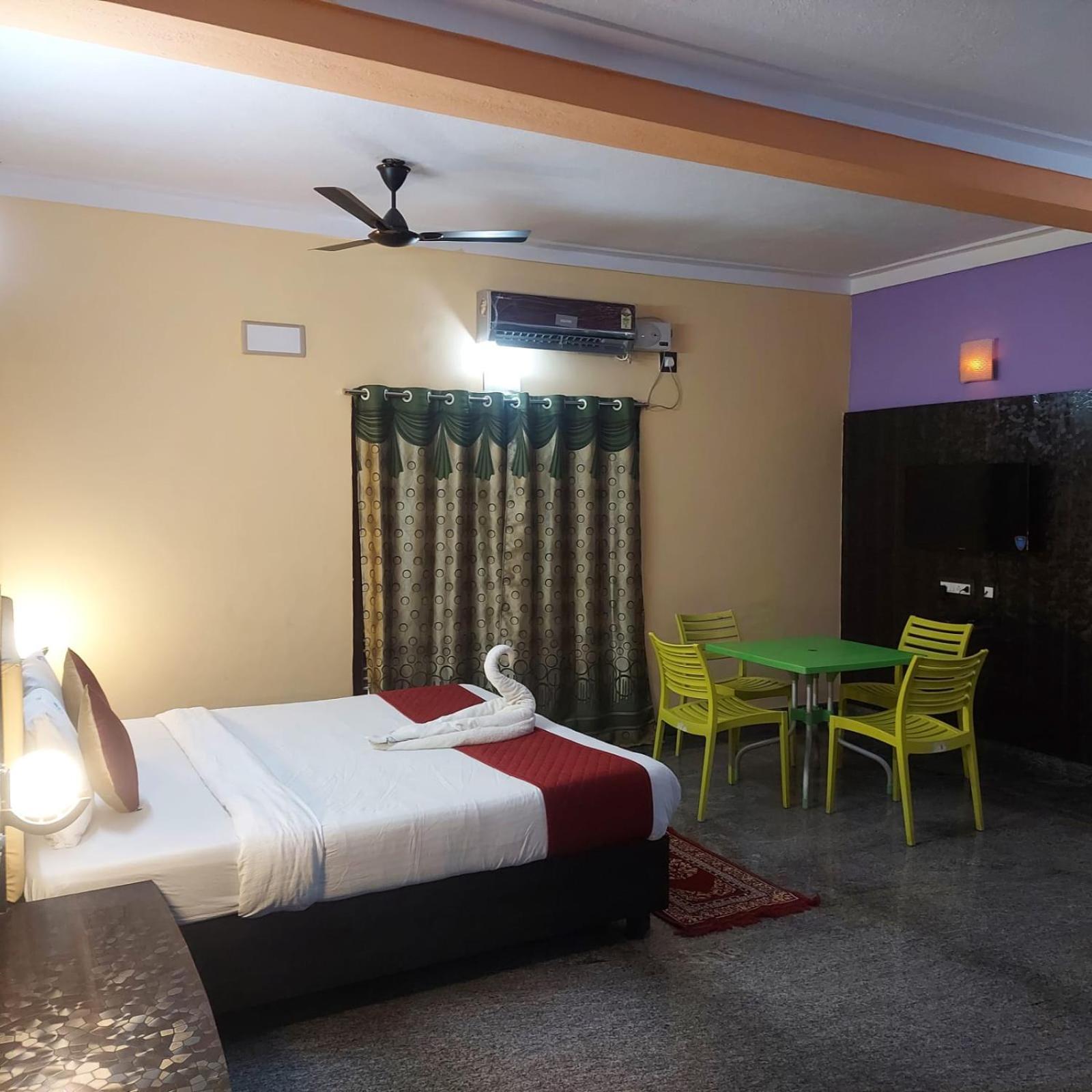 Dolphin Resort Yelagiri Exteriör bild