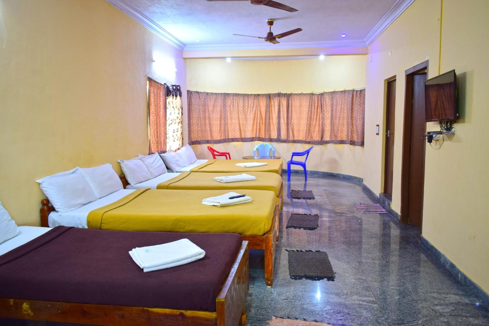 Dolphin Resort Yelagiri Exteriör bild