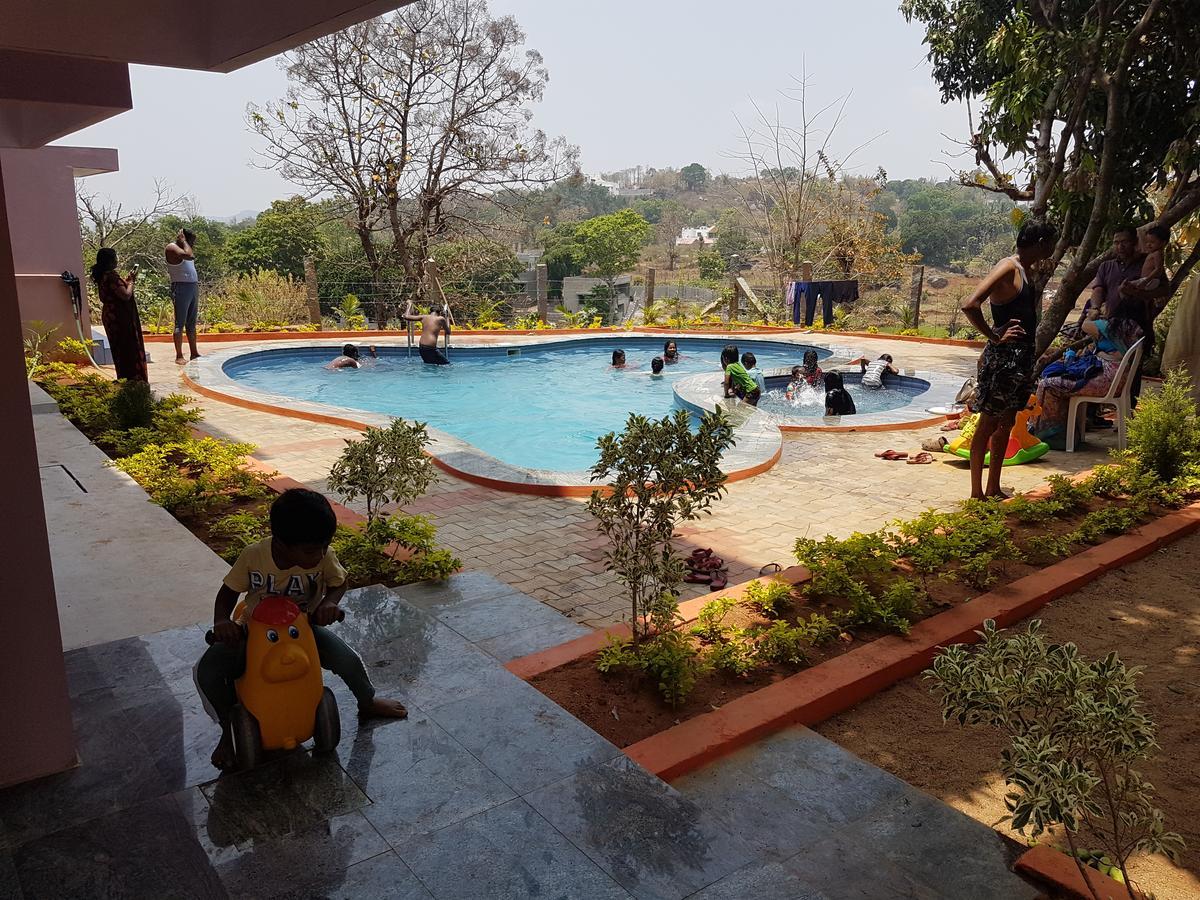 Dolphin Resort Yelagiri Exteriör bild