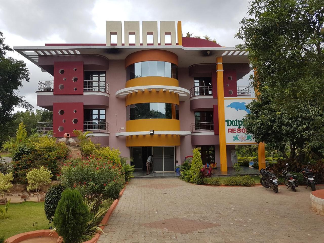 Dolphin Resort Yelagiri Exteriör bild