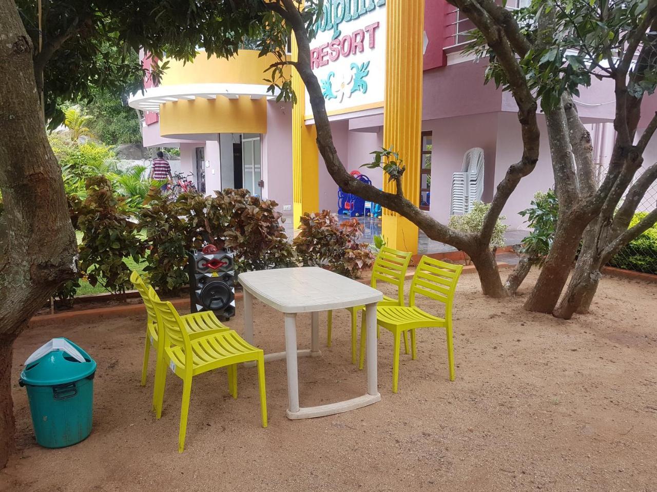 Dolphin Resort Yelagiri Exteriör bild